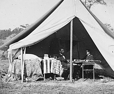 Prezident Lincoln a generál McClellan v Antietame