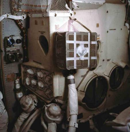 Apollo 13 kyslíkové zariadenie