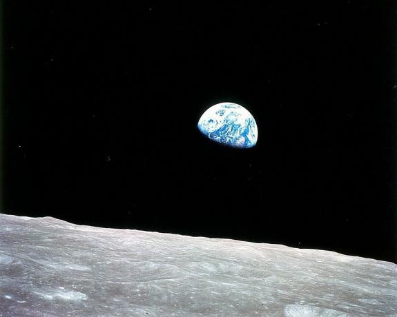 Earthrise - Apollo 8