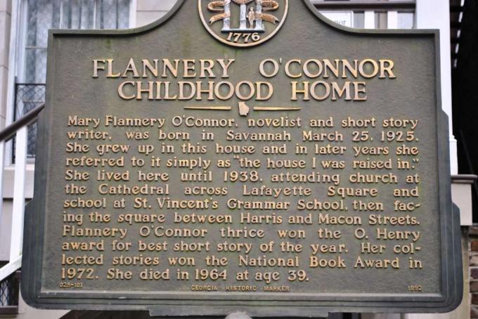 Plaketa v detskom dome Flannery O'Connor