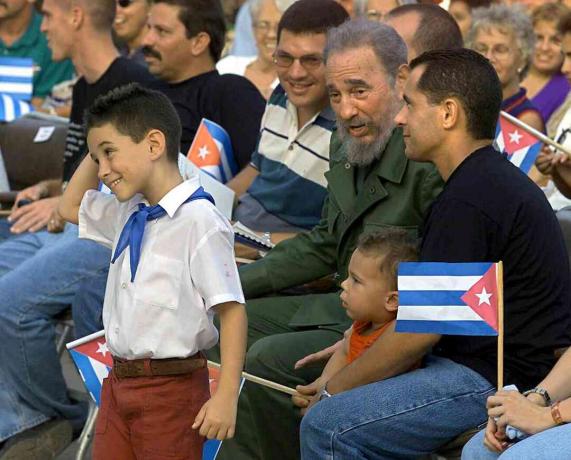 Elián a Juan Miguel González s Fidelom Castrom