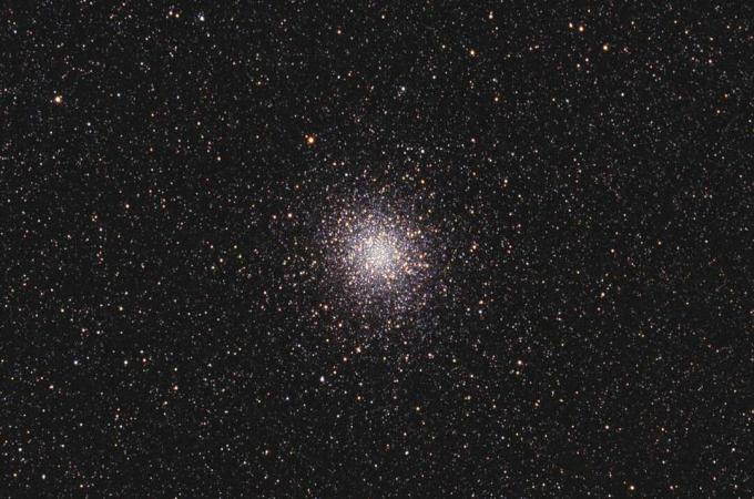 Messier 22 na Strelcovi