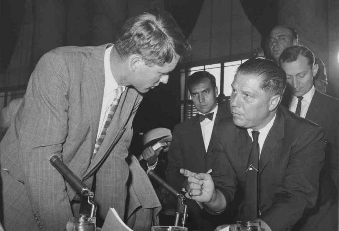 fotografia Jimmyho Hoffa ukázal Robertovi Kennedymu