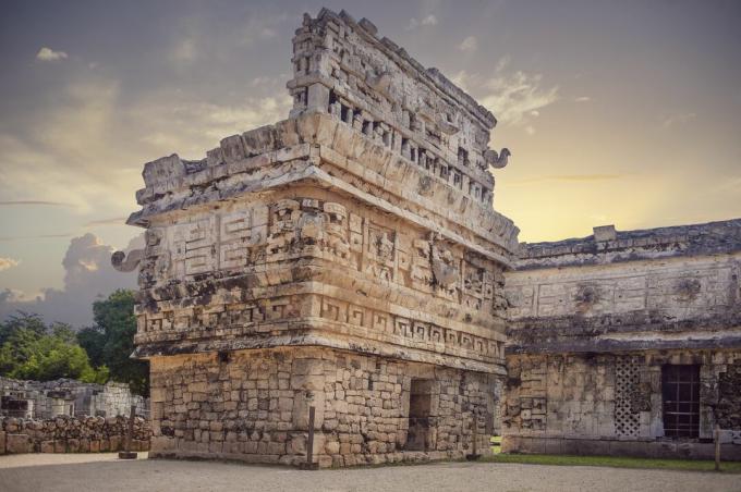 „La Iglesia“ v lokalite Chichén Itzá / archeologické nálezisko