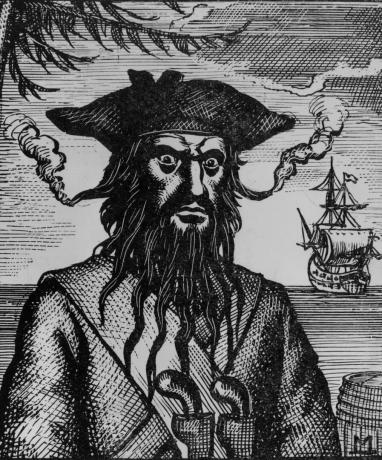 Circa 1715, kapitán Edward Teach, známy pod menom Blackbeard